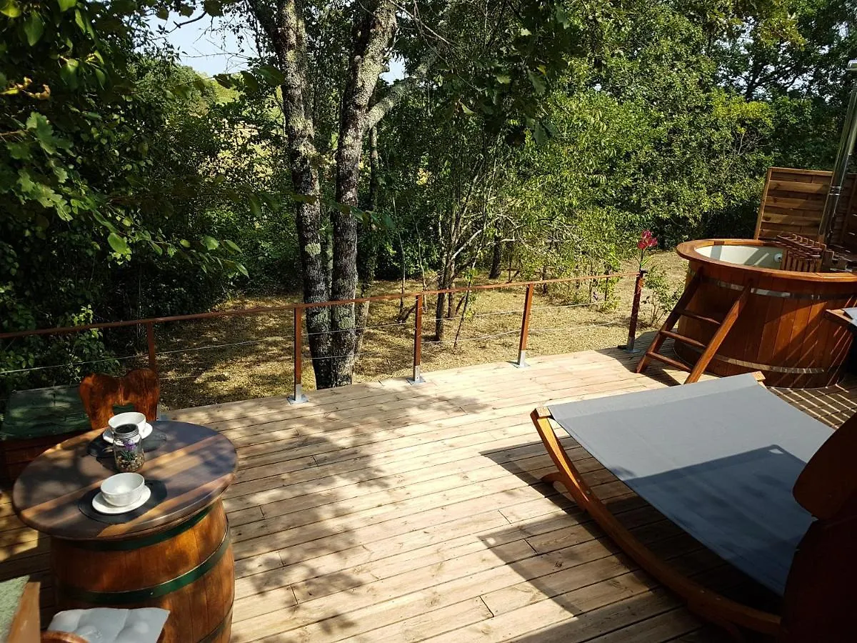 Luxury tent Il Fut Une Nuit Hotel Monclar-de-Quercy