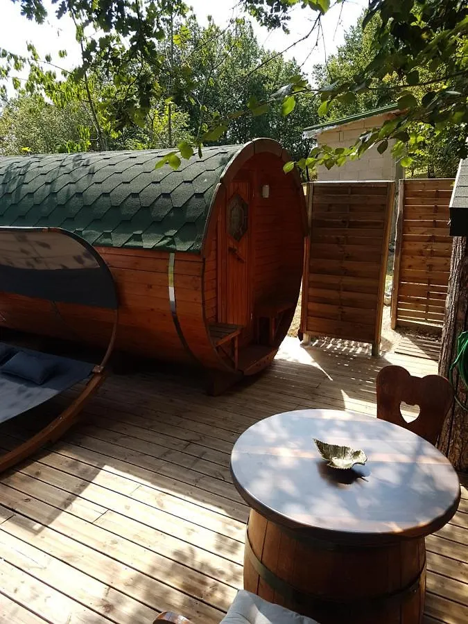 Luxury tent Il Fut Une Nuit Hotel Monclar-de-Quercy France